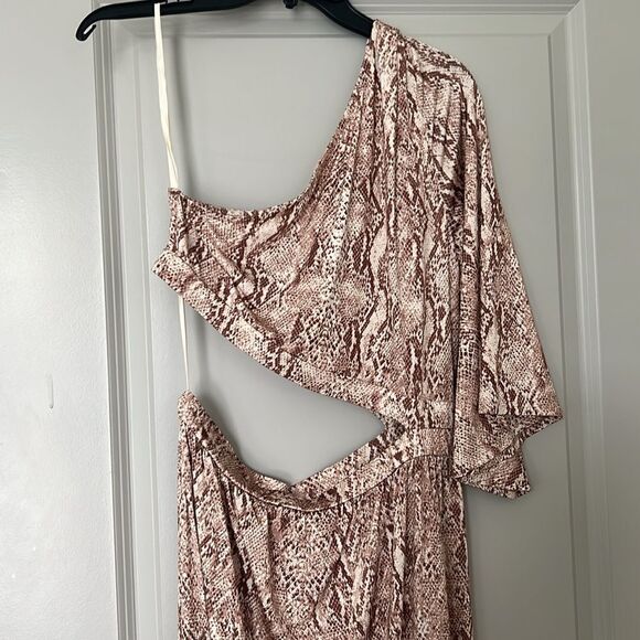 L’agence • Fontana One Shoulder Dress - Picture 8 of 10